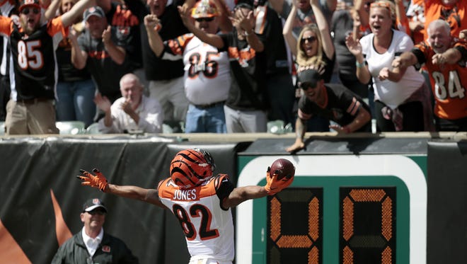 Bengals wide receiver Marvin Jones celebrates his touchdown in the second quarter.