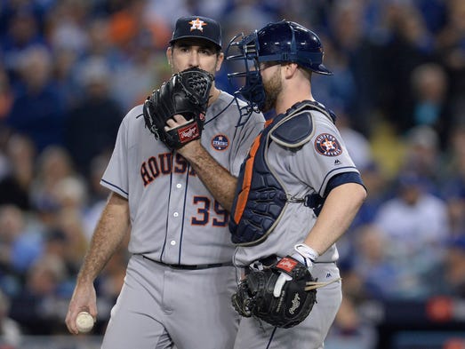 Game 6 at Dodger Stadium: Justin Verlander talks with