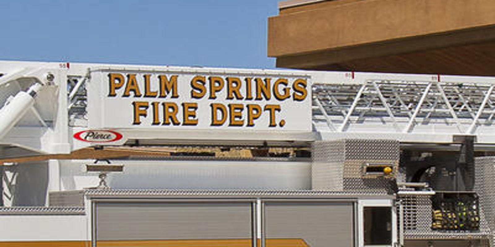 Palm Springs firefighters contain structure fire near Highway 111
