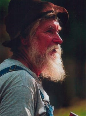 Robert “Mountain Man” Newland Perry Sr.