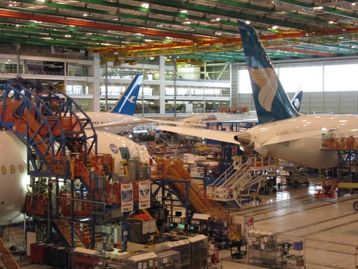 Dreamliners for China's Xiamen Air (left) and Oman