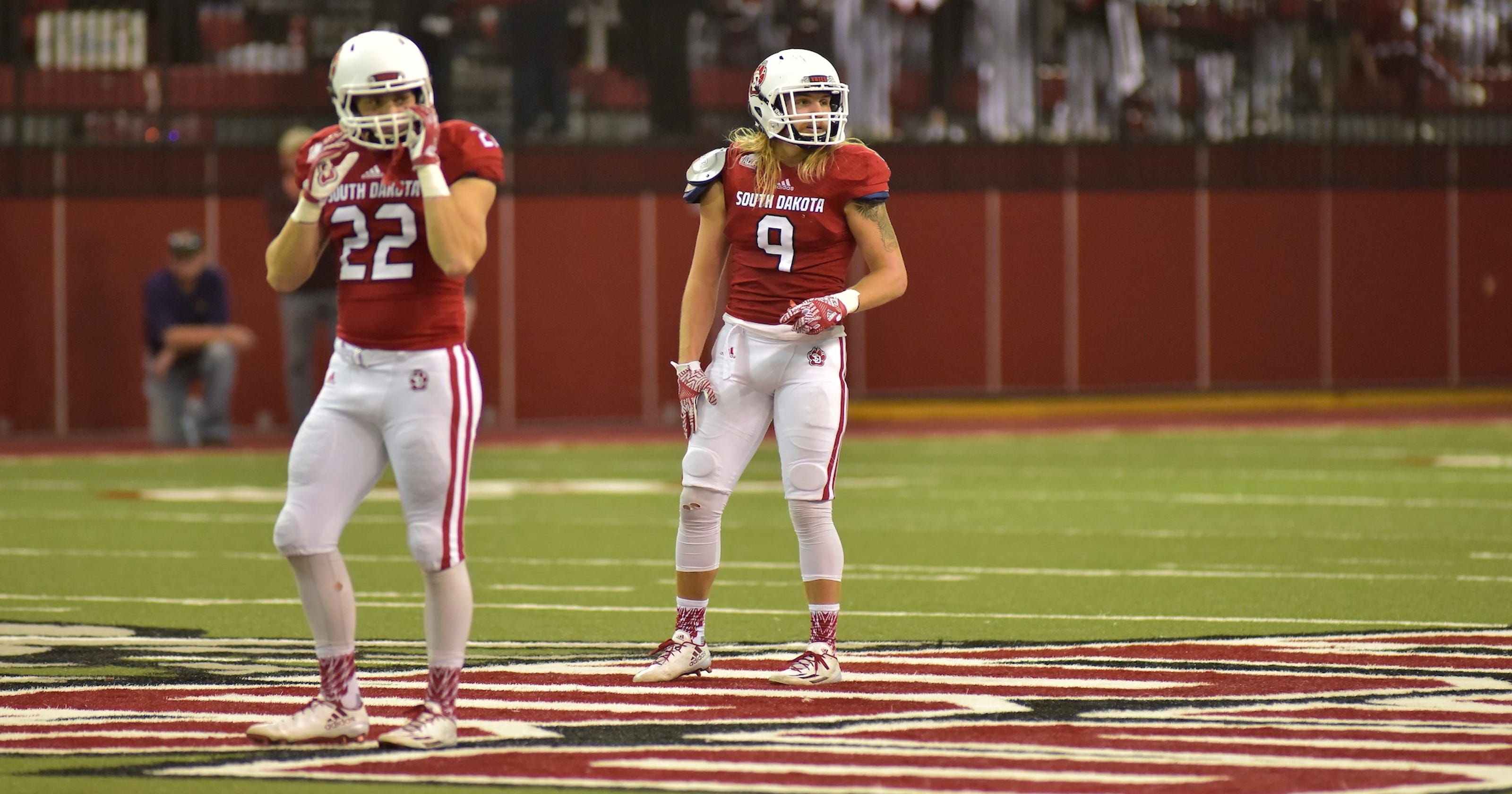 South Dakota Coyotes football: Gray twins finishing strong