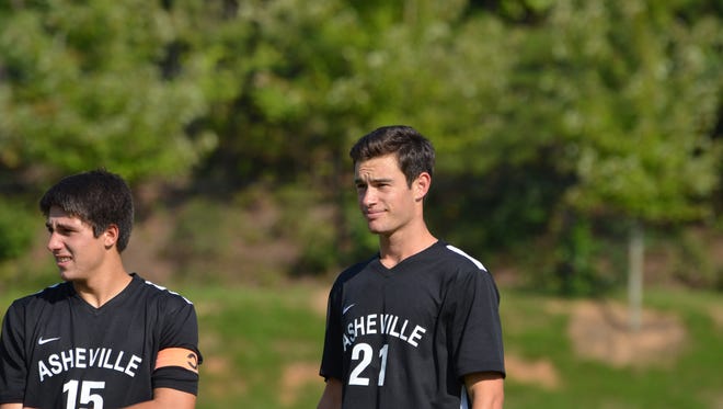 Asheville High senior Will Jones (21) has committed to play college soccer for Emory (Ga.).