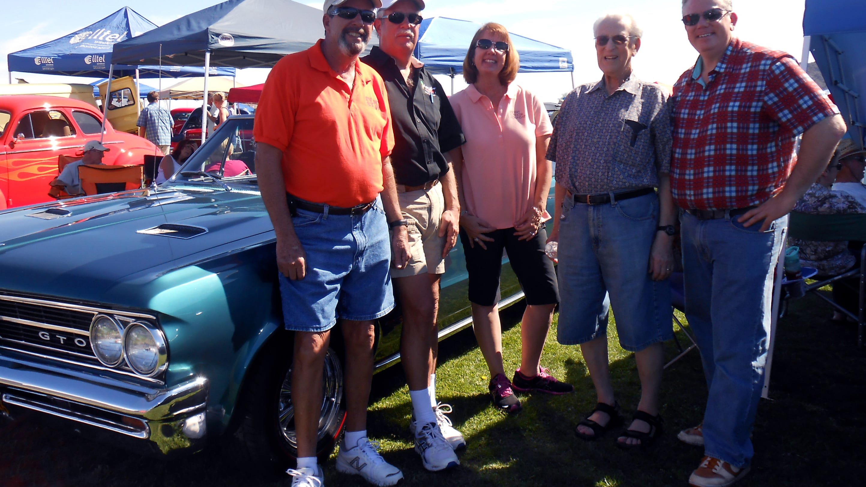Dr. Car Show benefits Desert Cancer Foundation