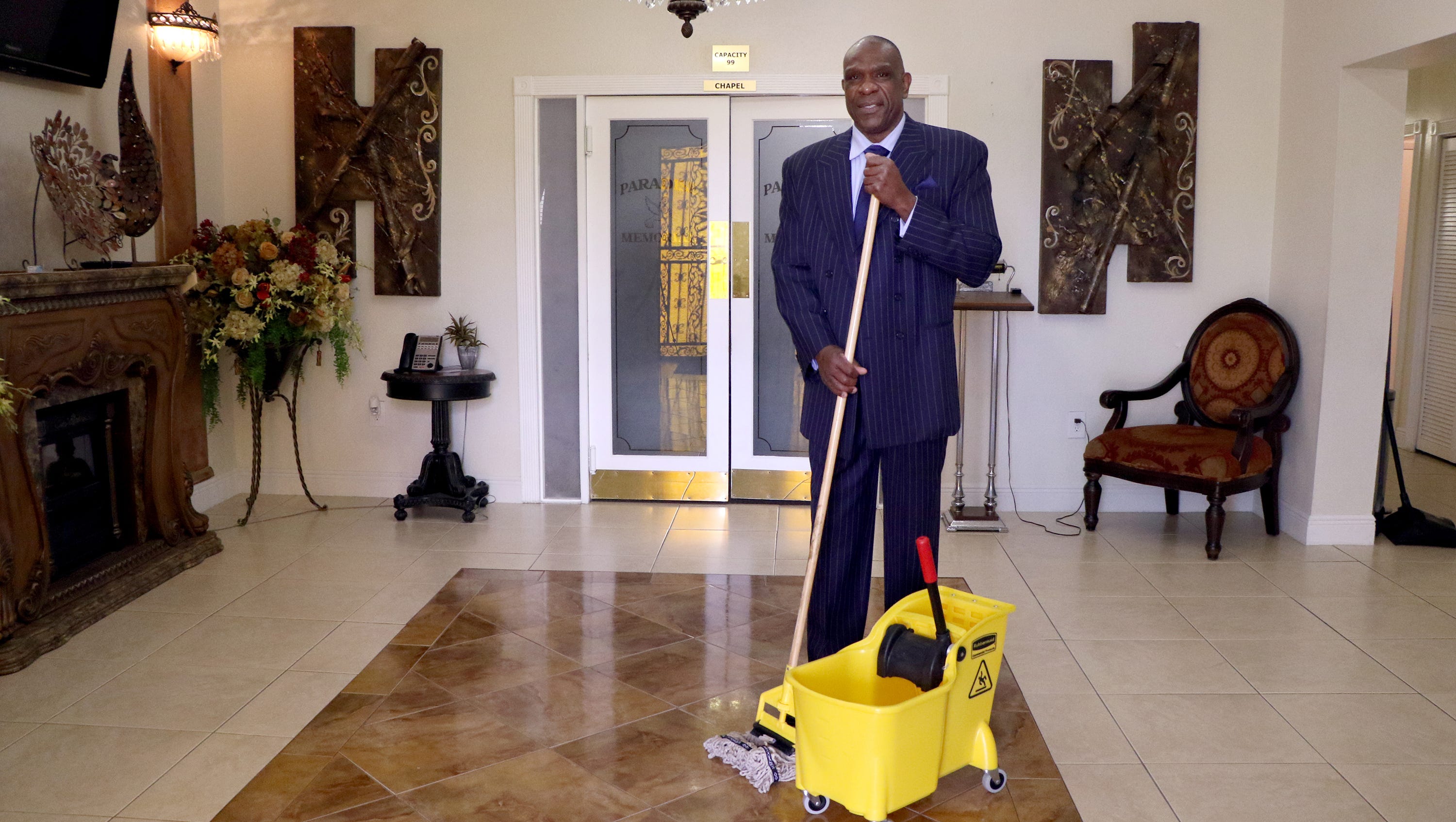 Andre Dawson Hall Of Famer Operates Florida Funeral Home In