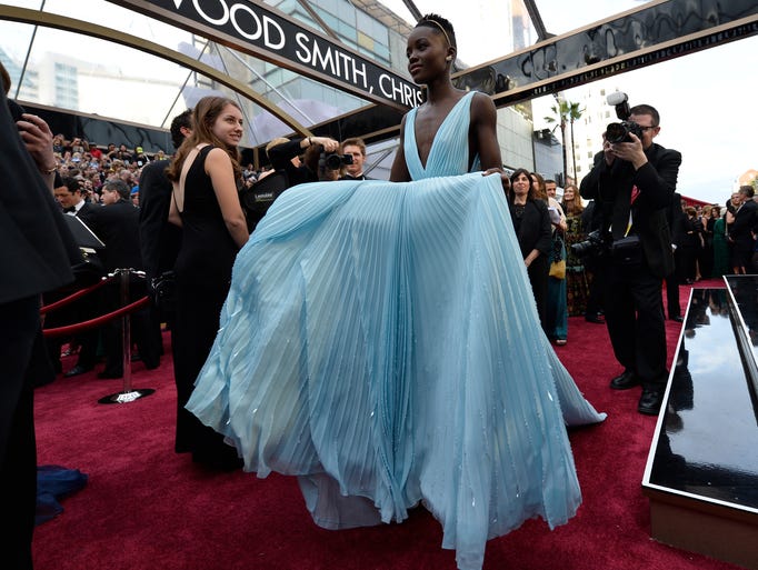 Lupita Nyong'o OSCARS http://chicentral.net