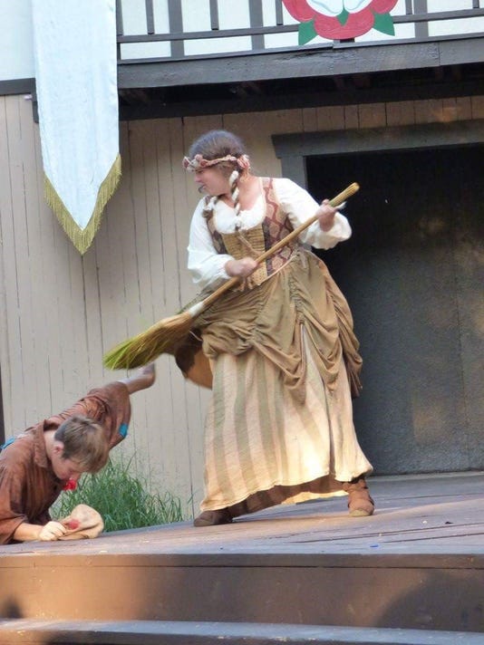 Chambersburg Girl Goes Back To The Renaissance