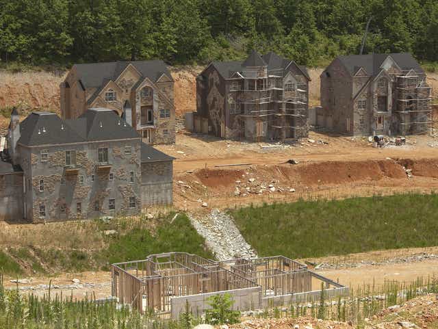 Video Shows Abandoned Mcmansions Near Branson