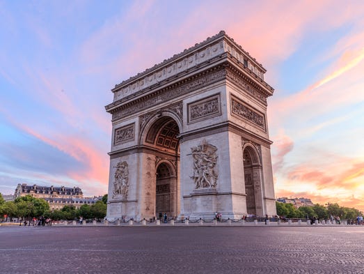 Arc de triomphe, Paris | Sumber: usatoday
