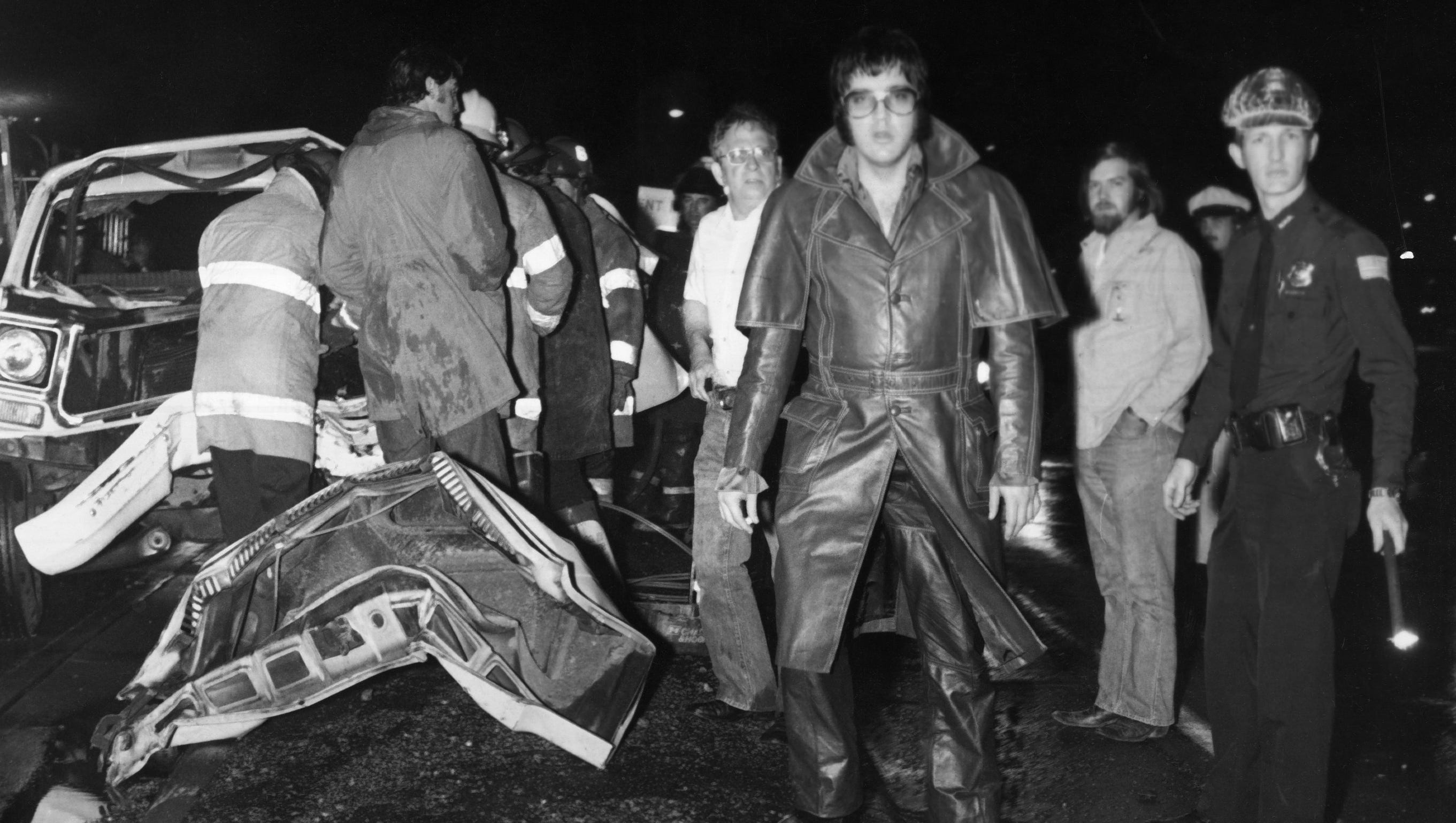 Commercial Appeal S Elvis File Covers The Odd To The Astonishing