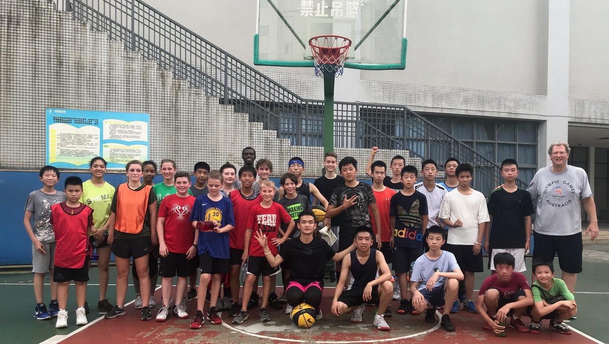 Lee High Alum Mark Newlen Teaches Basketball Through Fca Camps In