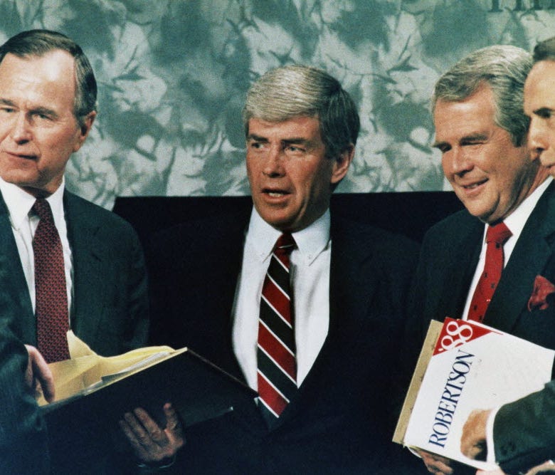 Republican presidential candidate Jack Kemp, center, with George H.W. Bush, Pat Robertson and Bob Dole, Atlanta, Feb. 28, 1988.