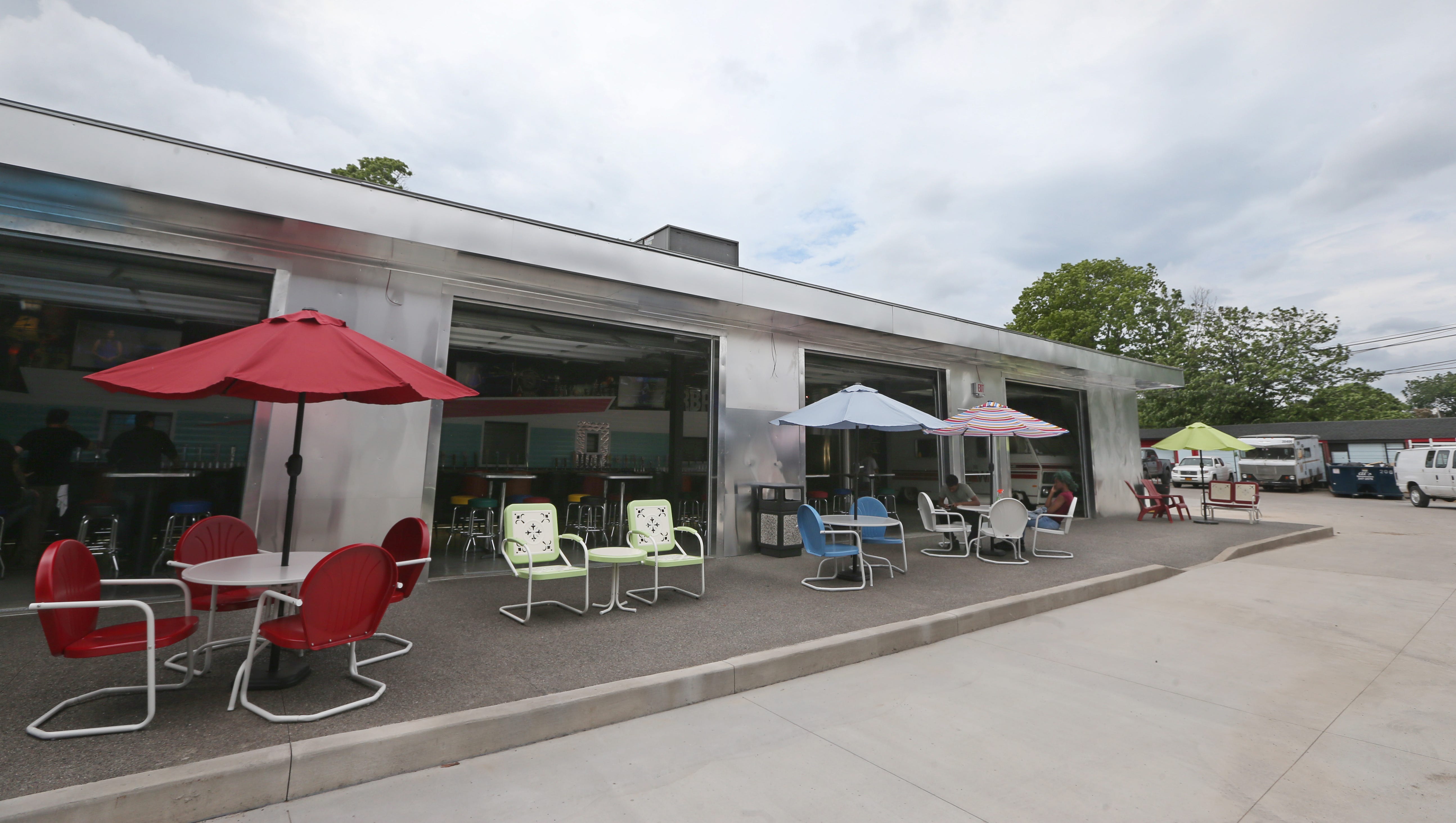 Trailer Park Themed Bar Rochester Beer Park Opens Near South Wedge