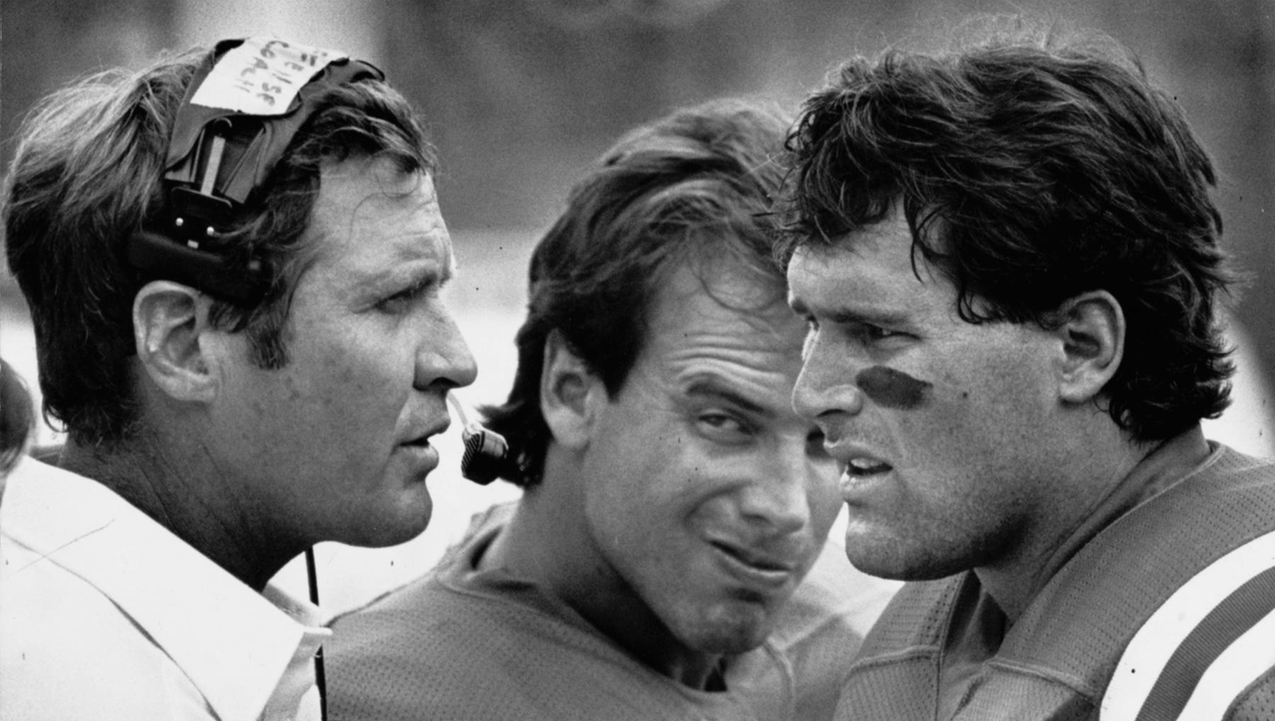 Art Schlichter, exColts QB, remains in jail after ticket scheme