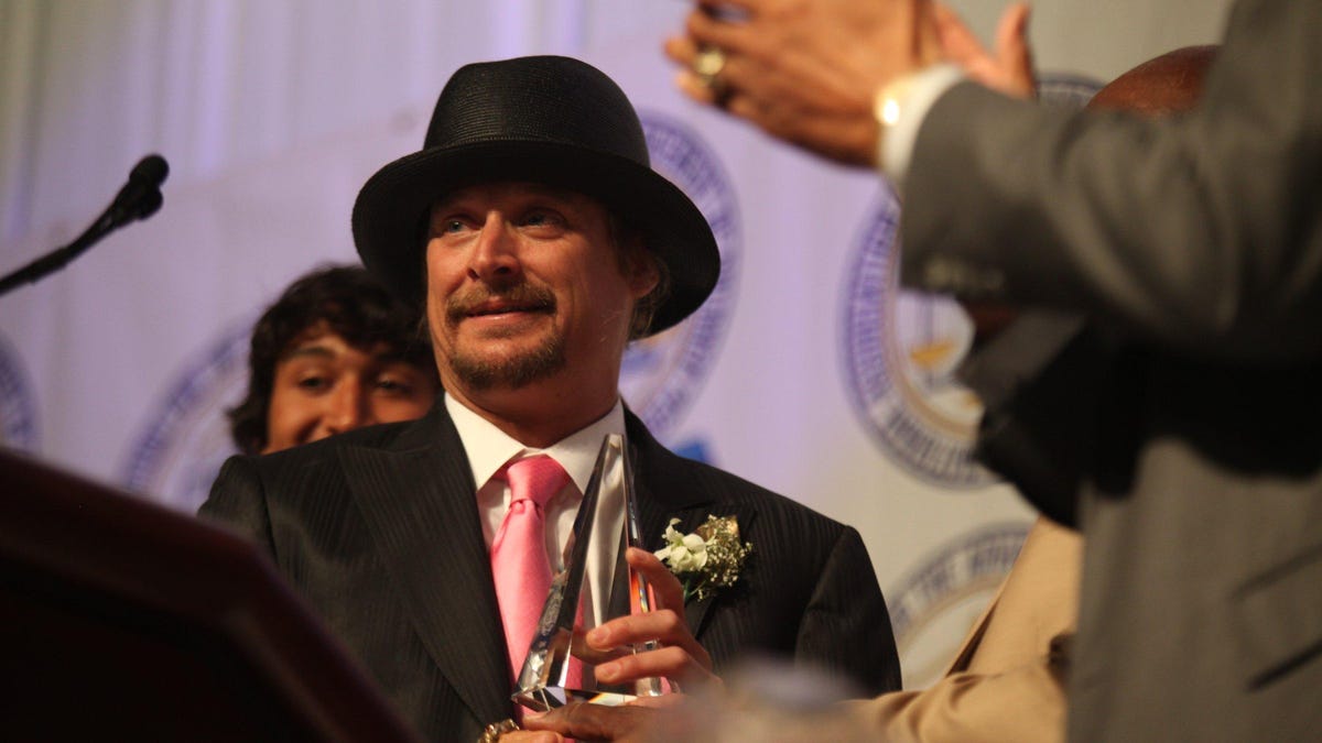 Kid Rock Confederate Flag Was Dropped Years Before Protest