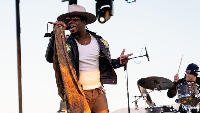 Singer Juwan Elcock, aka Sam Houston, said he restructured his project Blk Odyssy to de-emphasize his role as a frontman. "My face is not on the album cover. And the project is full of other people, which was very intentional," he said.