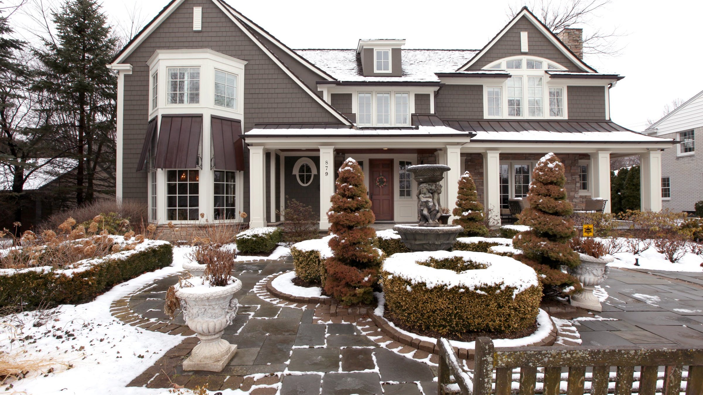 Handsome Quarton Lake mansion is large, not showy