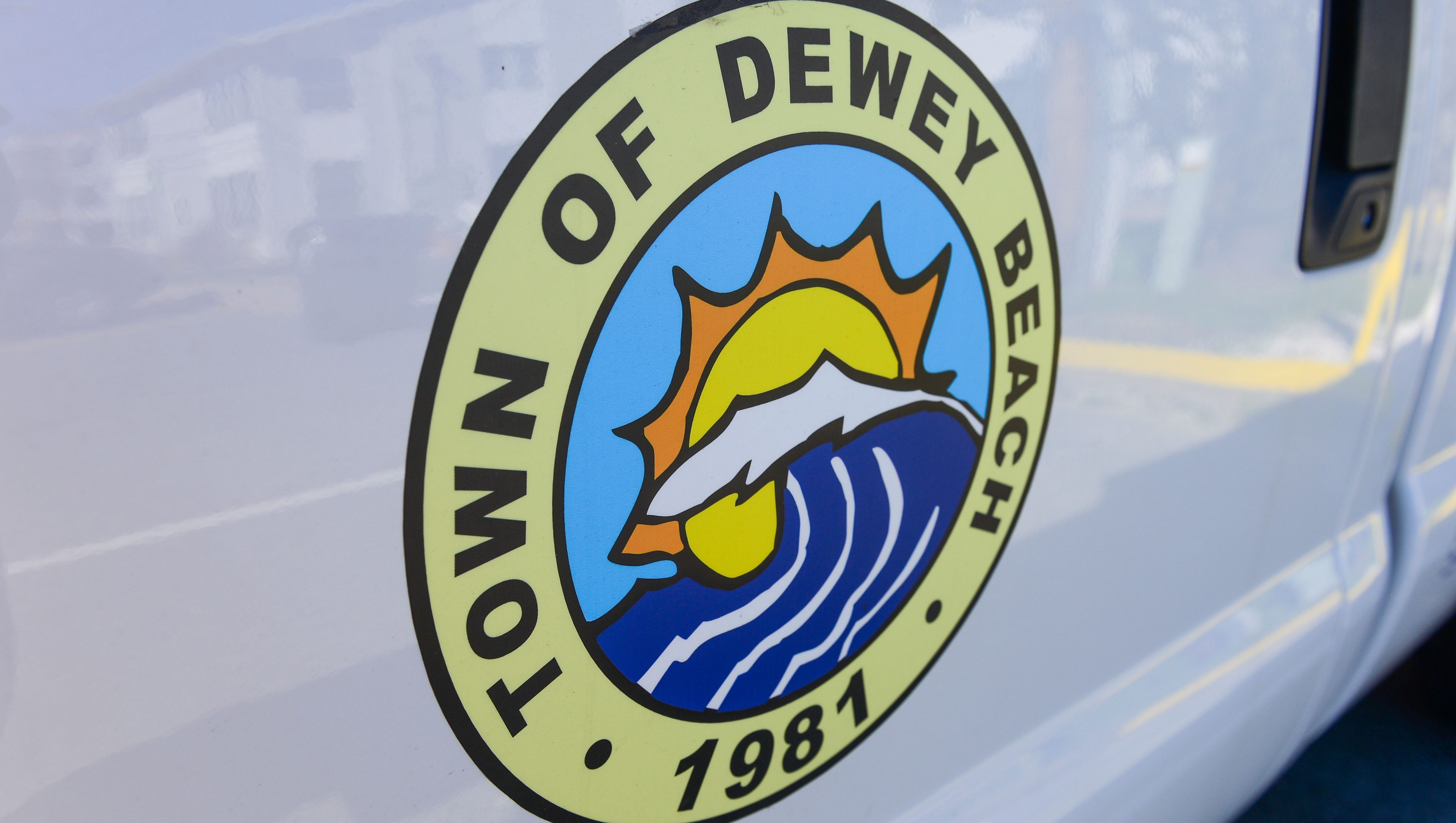 Dewey police officer indicted for 'repeatedly' punching man report