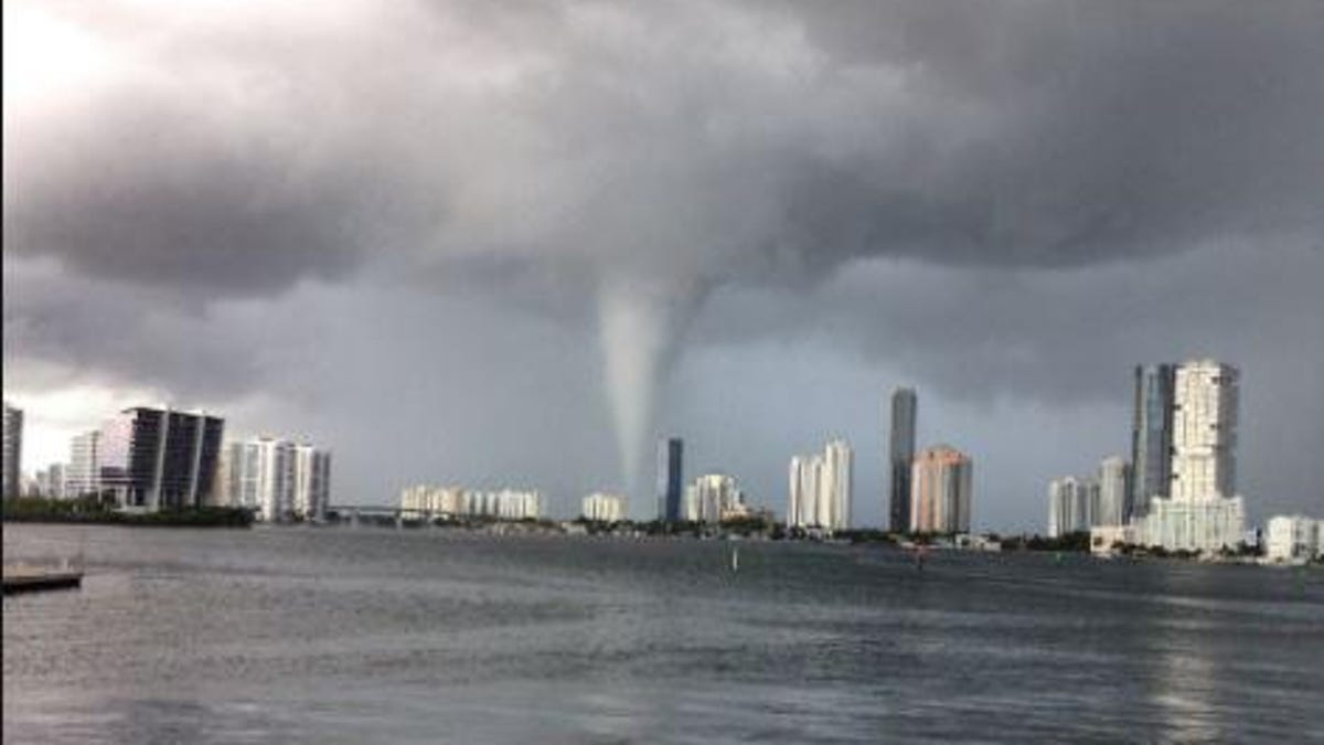 Video Giant Waterspout Off Miami