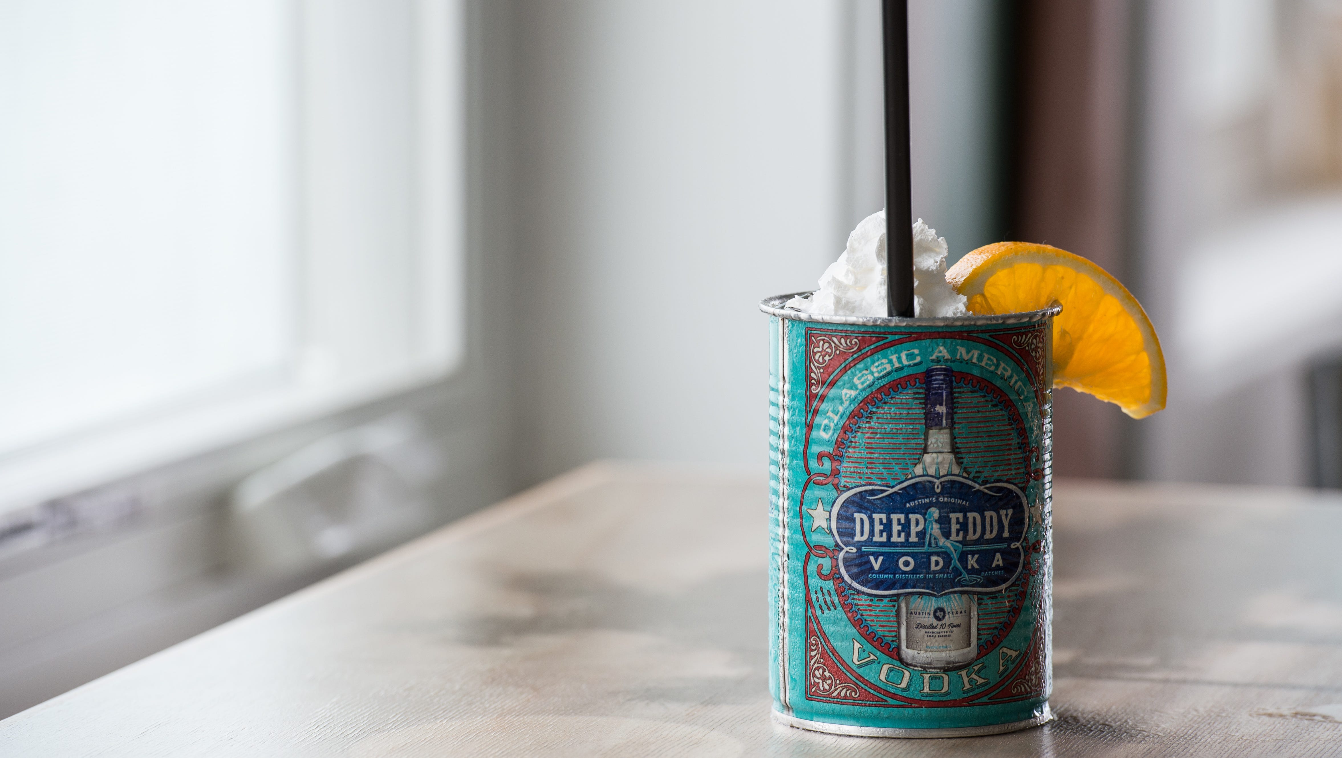 Ropewalk's Chincoteague location draws in tourists and locals alike