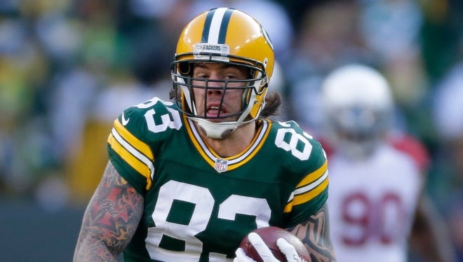 Former Packers tight end Tom Crabtree accepted Aaron Rodgers' ice bucket challenge Tuesday.