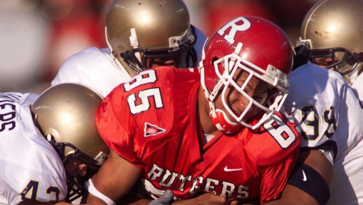 L J Smith Honors Late Mom As Rutgers Graduate