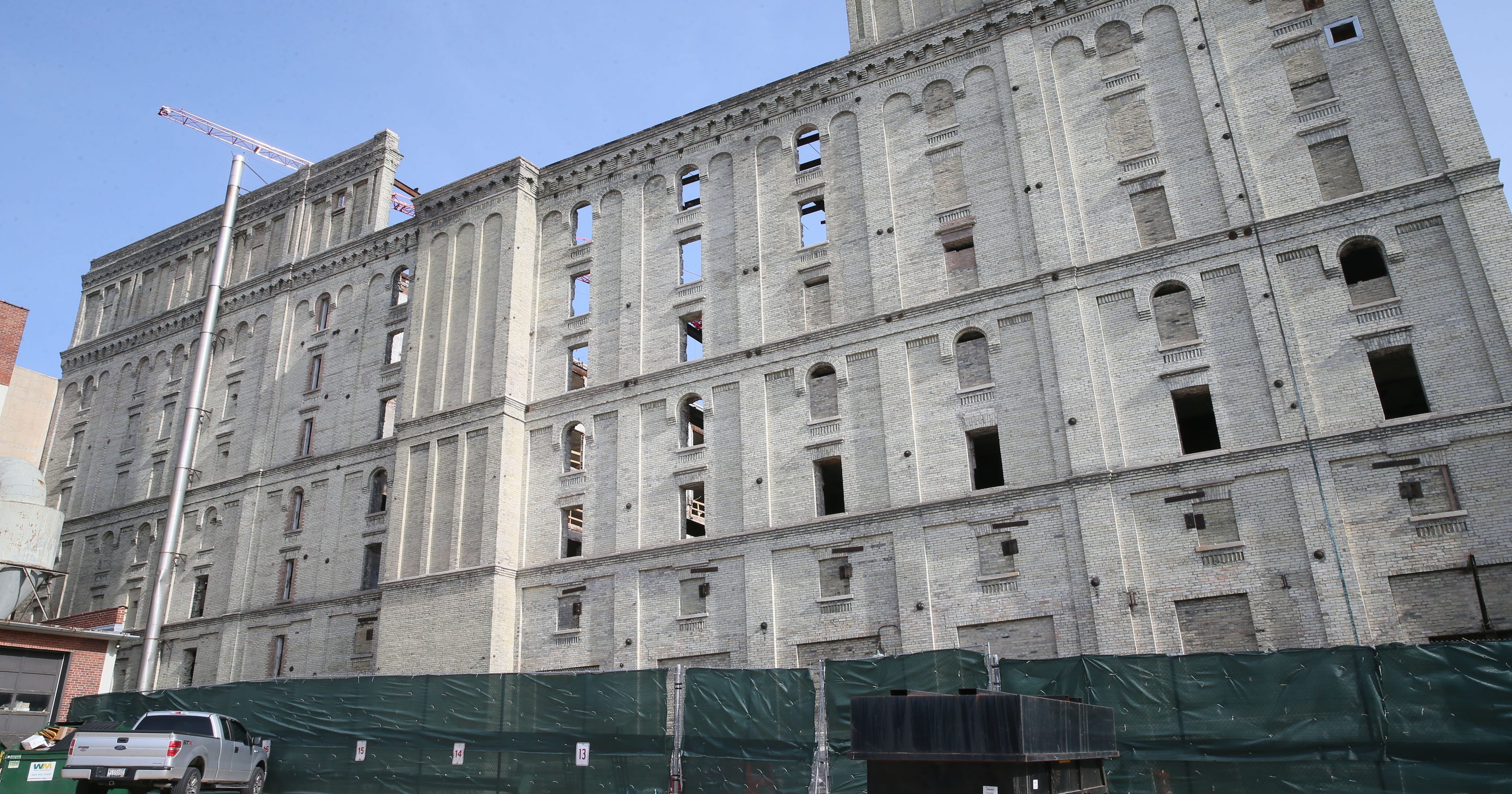 Final surge at Pabst brewery site will expand downtown Milwaukee's