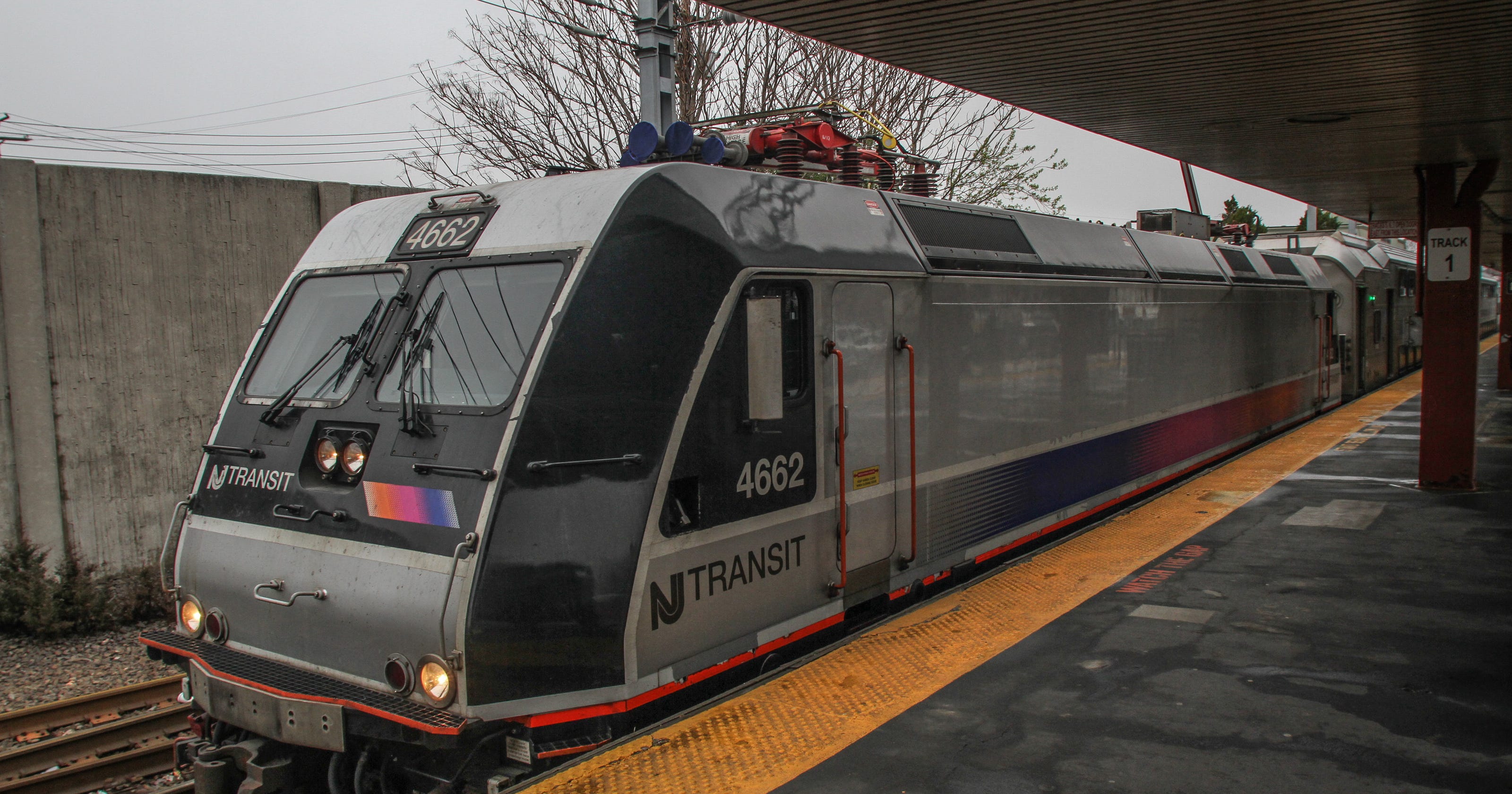 Labor Day NJ Transit early Getaway Adds North Jersey Coast Line Trains