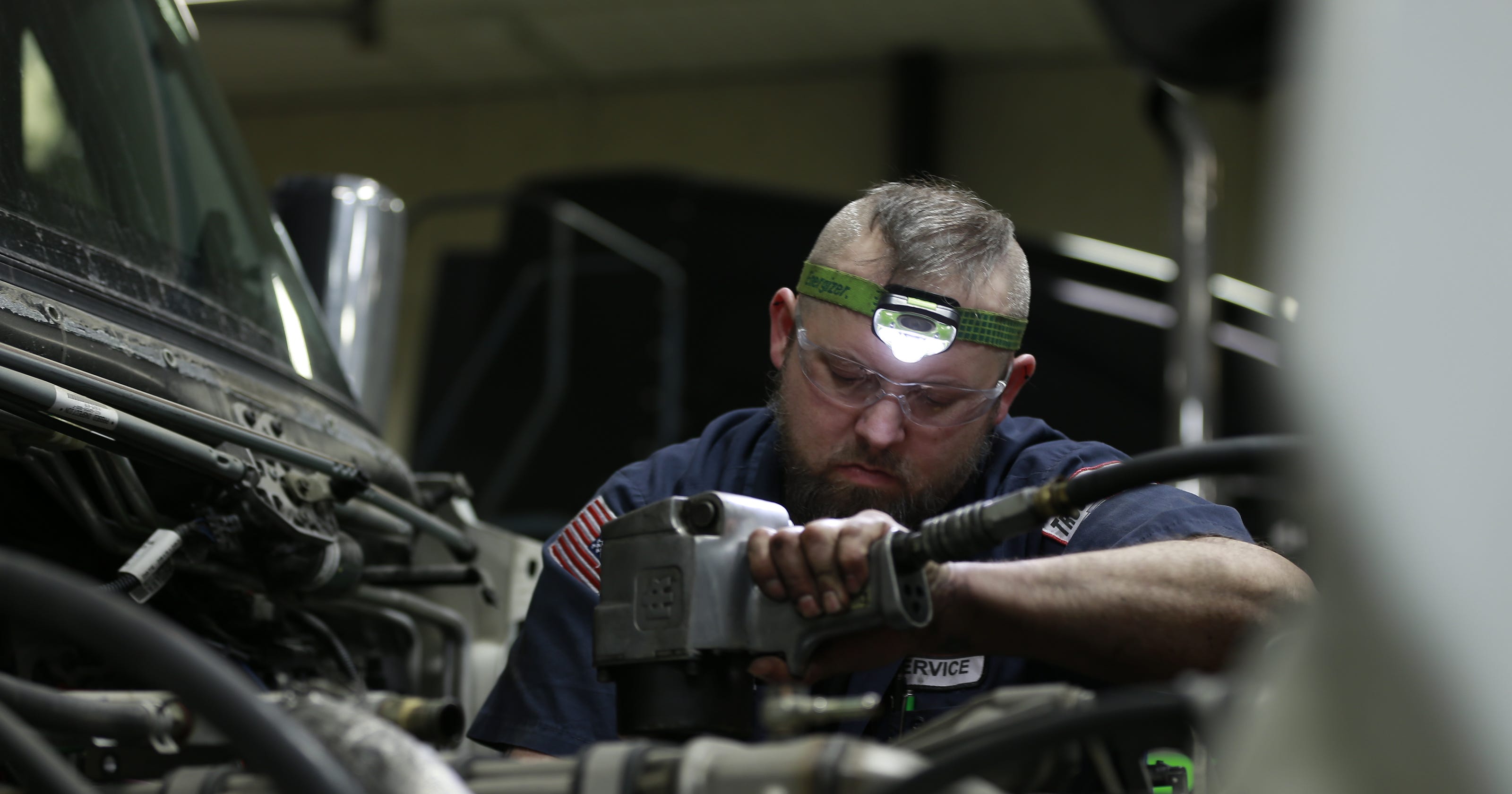 How Much Do Diesel Technicians Make A Year - Seananon Jopower