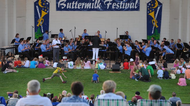 Fond du Lac Symphonic Band performing at Buttermilk Creek Park.
