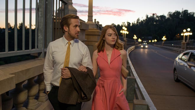 Ryan Gosling and Emma Stone star in "La La Land," a front-runner for the Best Picture Oscar that will receive the Vanguard Award at the Palm Springs International Film Festival.