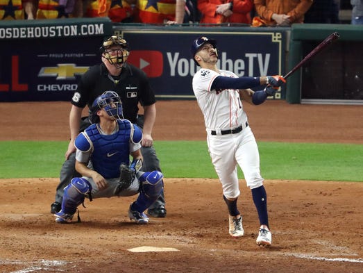 Game 5 at Minute Maid Park: Houston Astros shortstop