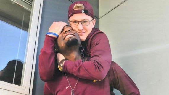 University Of Minnesota Track Teammates Come Out As Gay Couple
