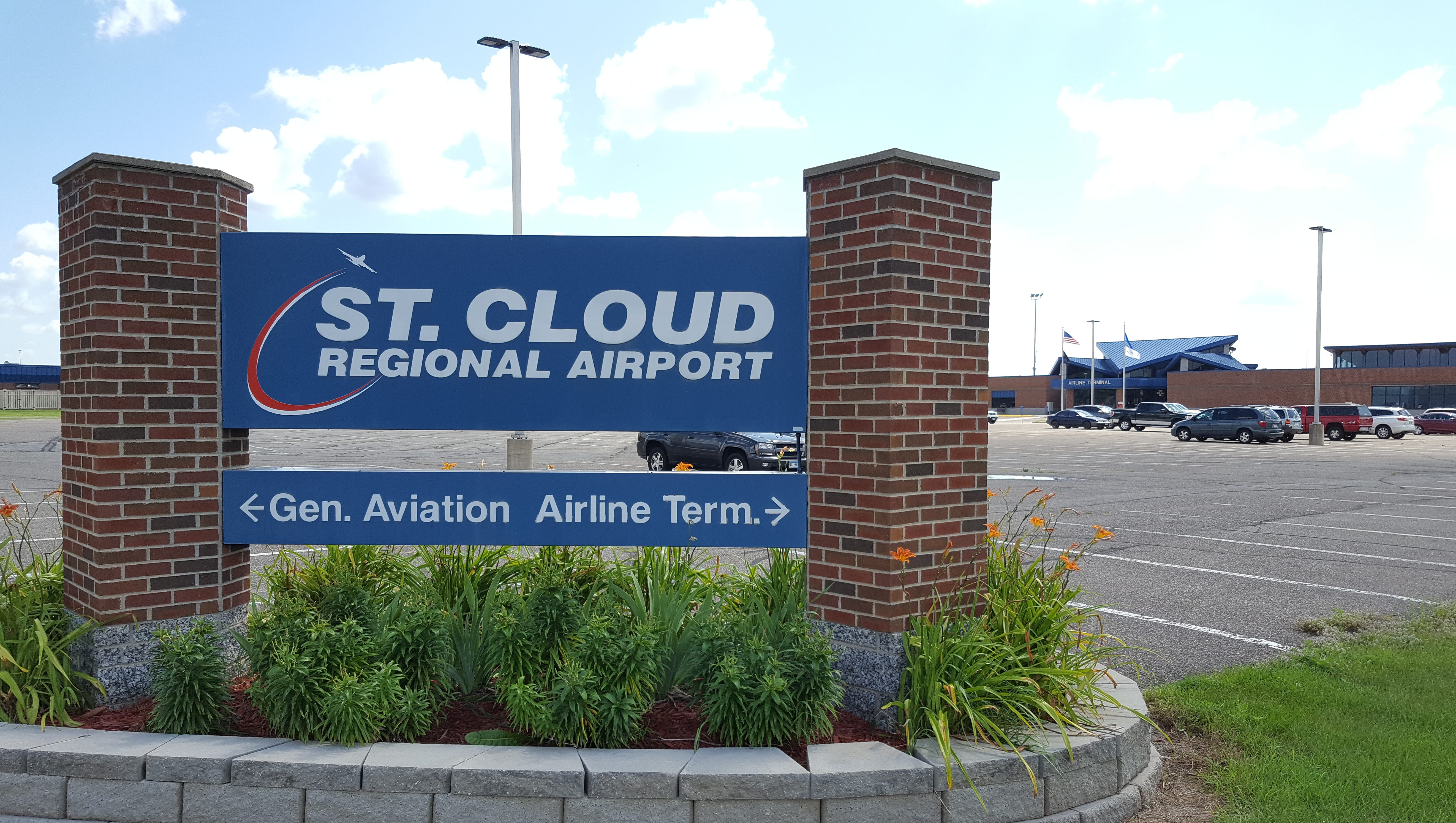 St Cloud Regional Airport Gets 3 7 Million To Rebuild Two Taxiways