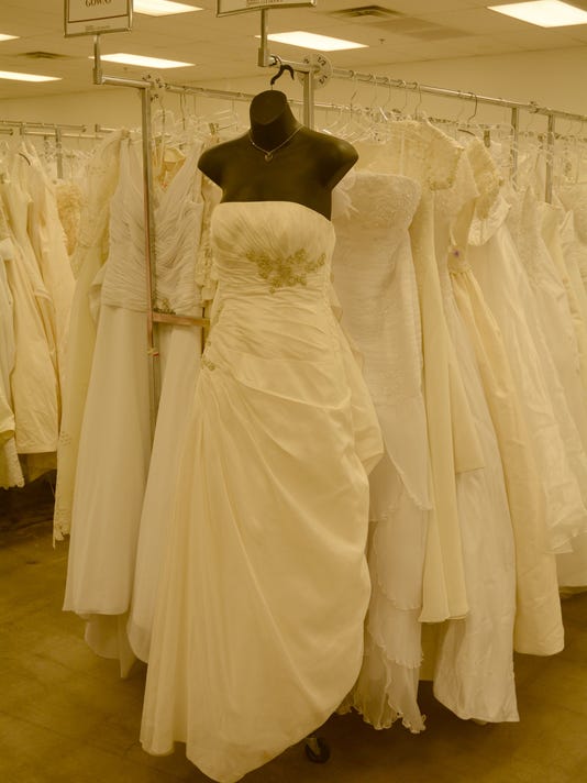 Getting Married Brides Score Bargains At Mesa Goodwill