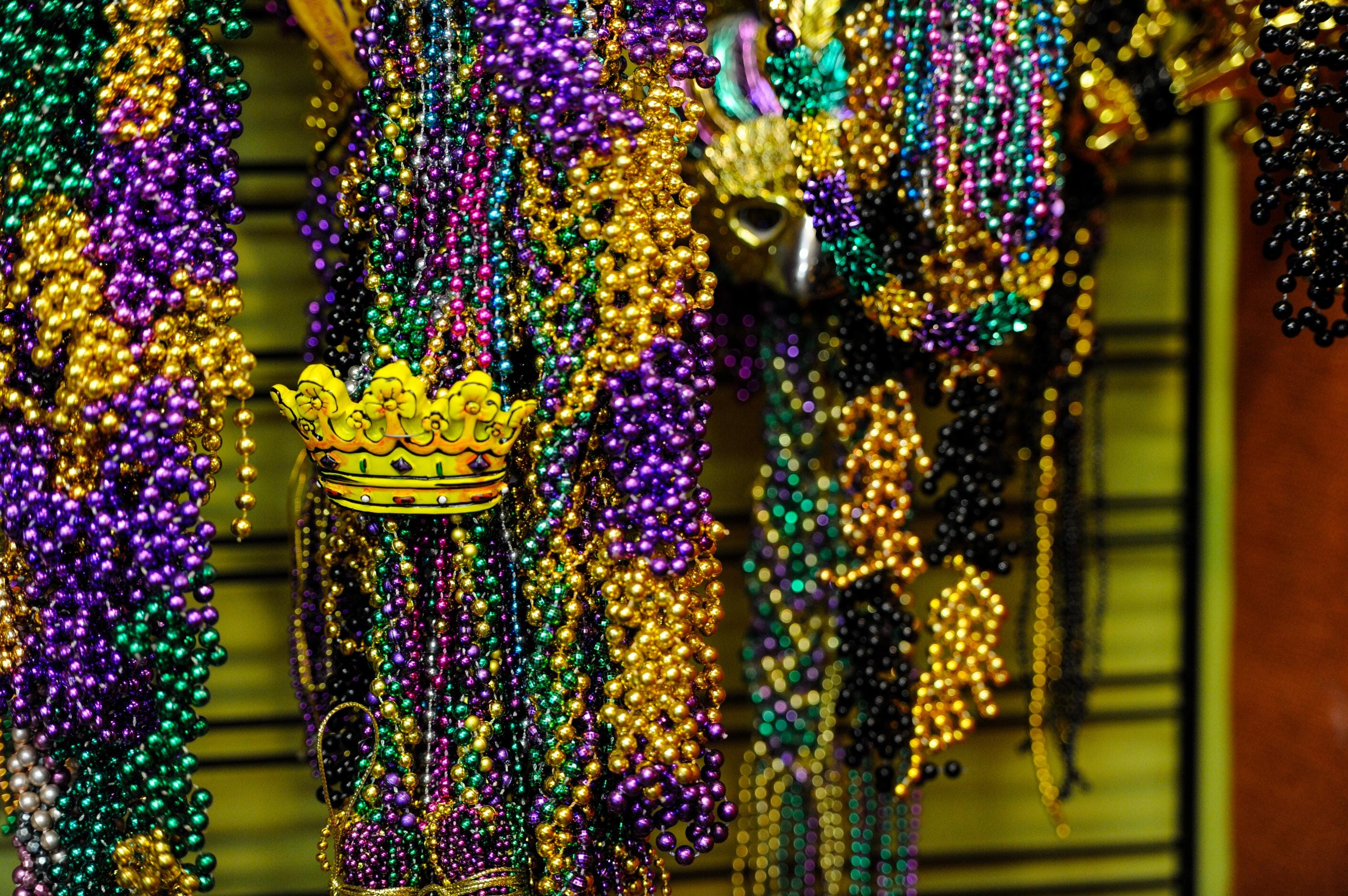 mardi gras throws lafayette la