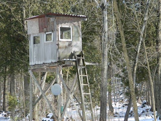 Blogger Examines Benefits Of Elevated Deer Hunting