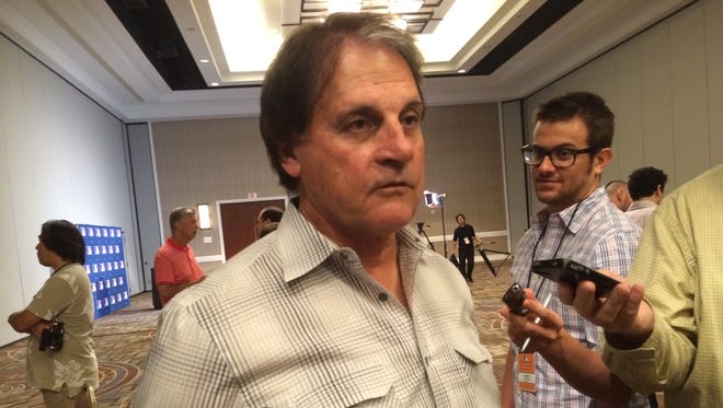 Diamondbacks Chief Baseball Officer Tony La Russa talks to the media on Wednesday, Nov. 12, 2014, during MLB's general managers meetings at the Biltmore in Phoenix.