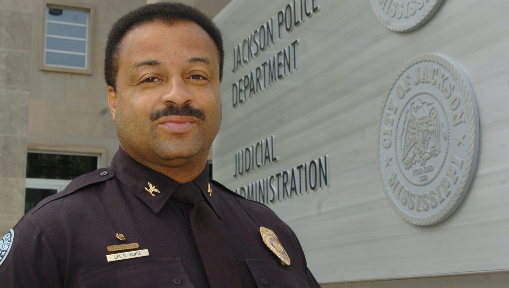 Condolences pour in after death of Hinds County Sheriff Lee Vance