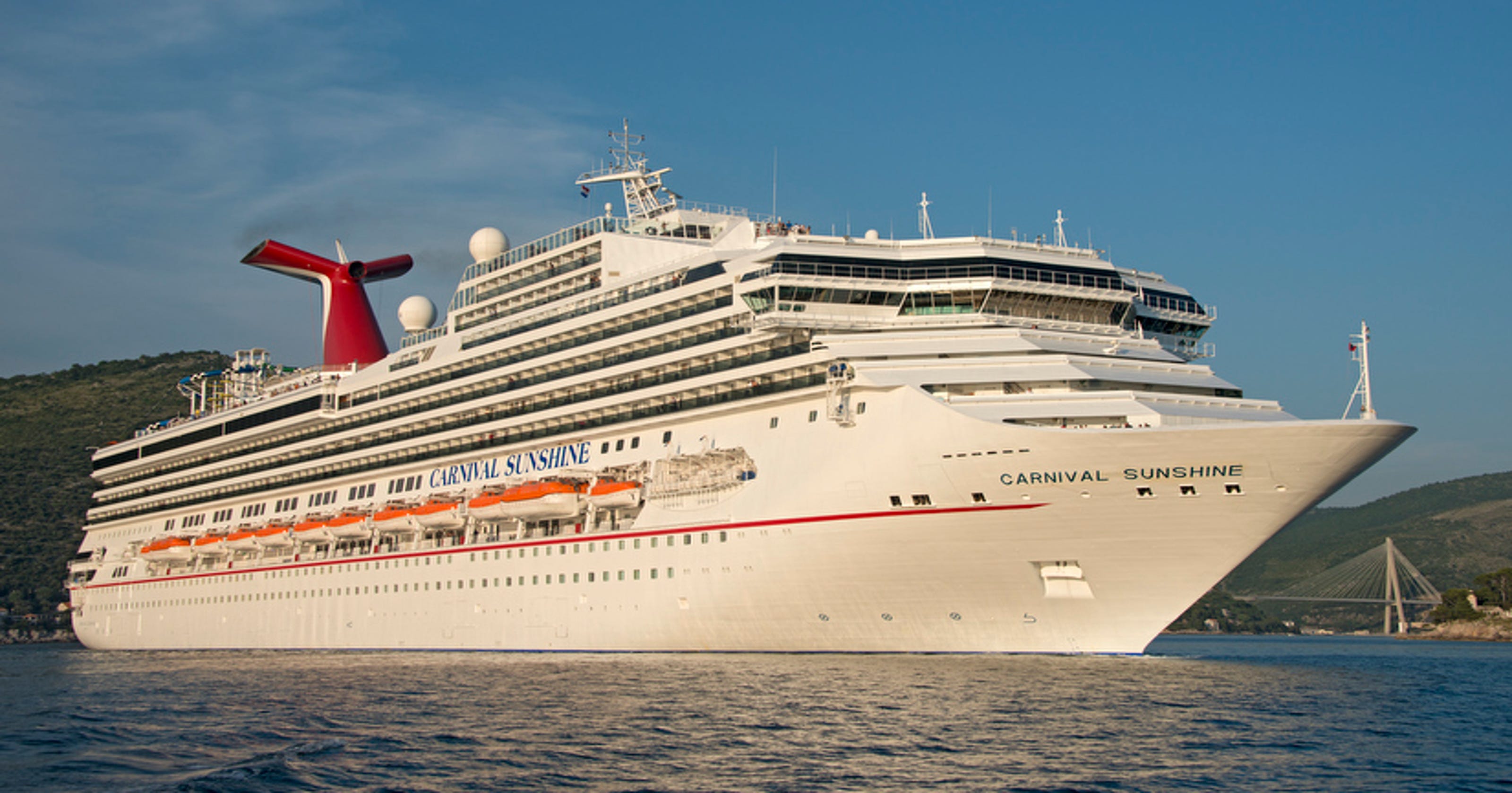 carnival cruise ship from uk