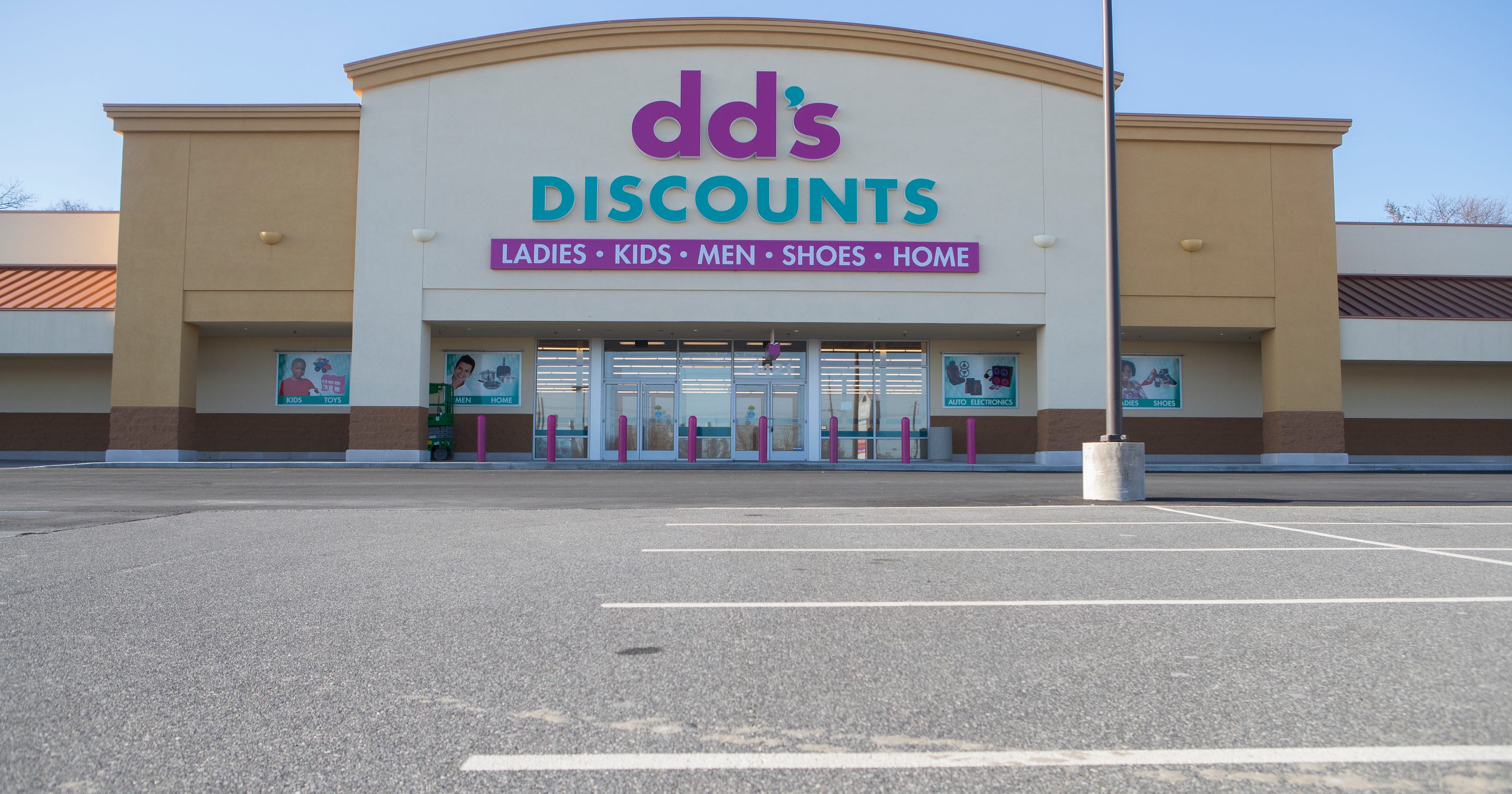 Ross' dd's Discounts store coming soon to Fox Point