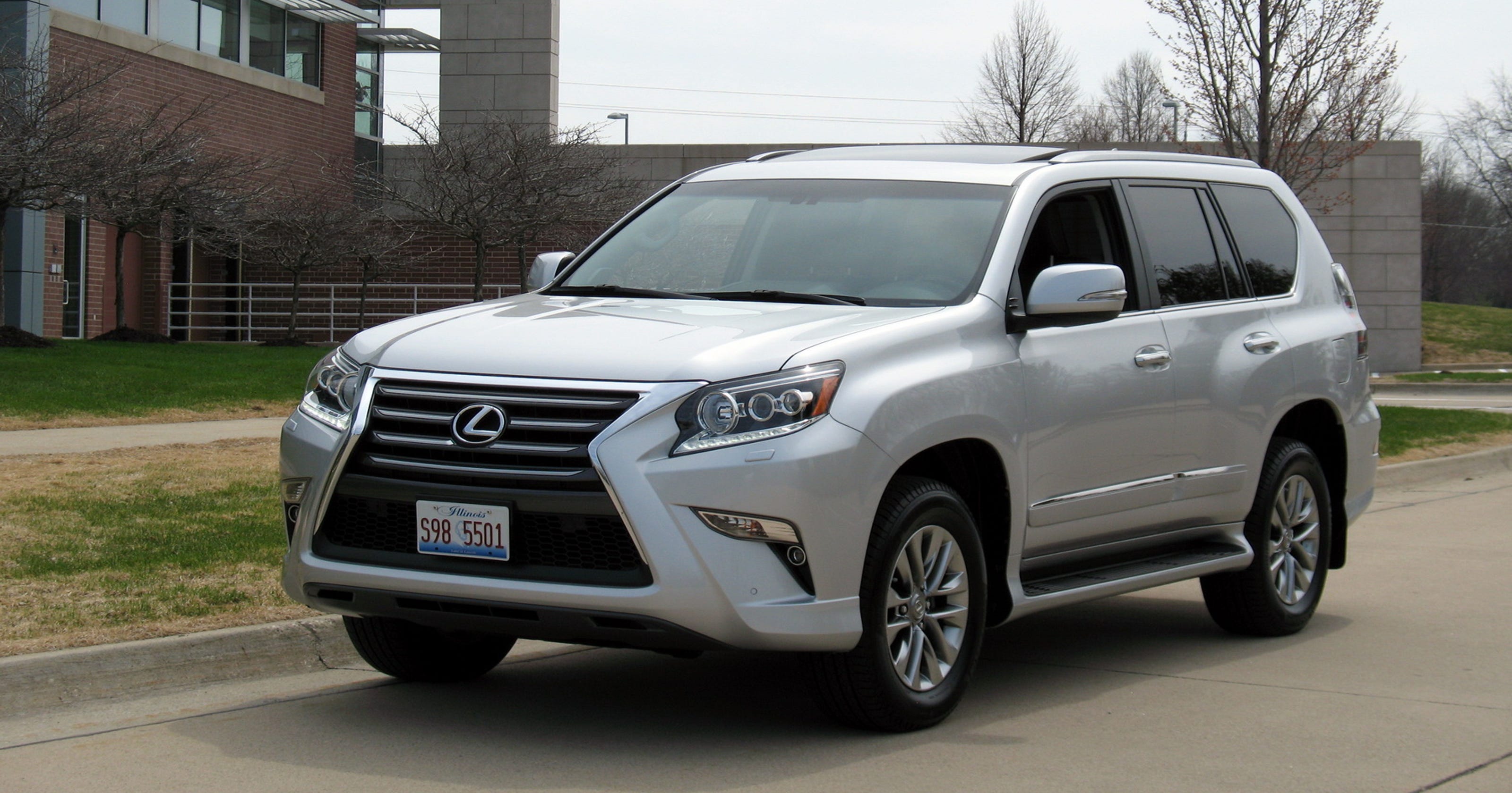 2014 Lexus GX 460 SUV a versatile vehicle