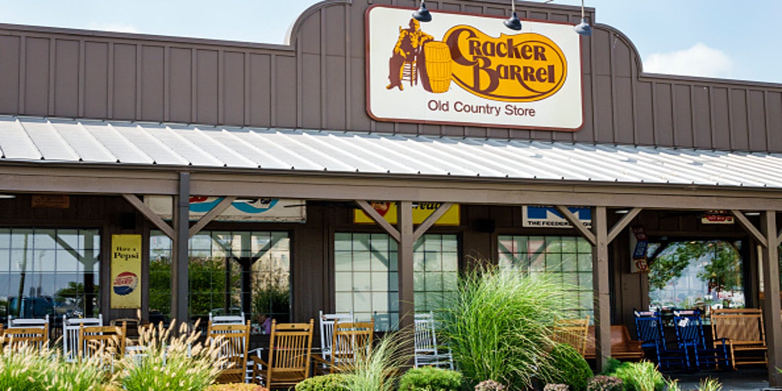 Cracker Barrel in Kalamazooarea closing because of salmonella