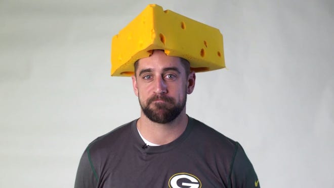 Here S How You Can Catch Rodgers Pass At Lambeau