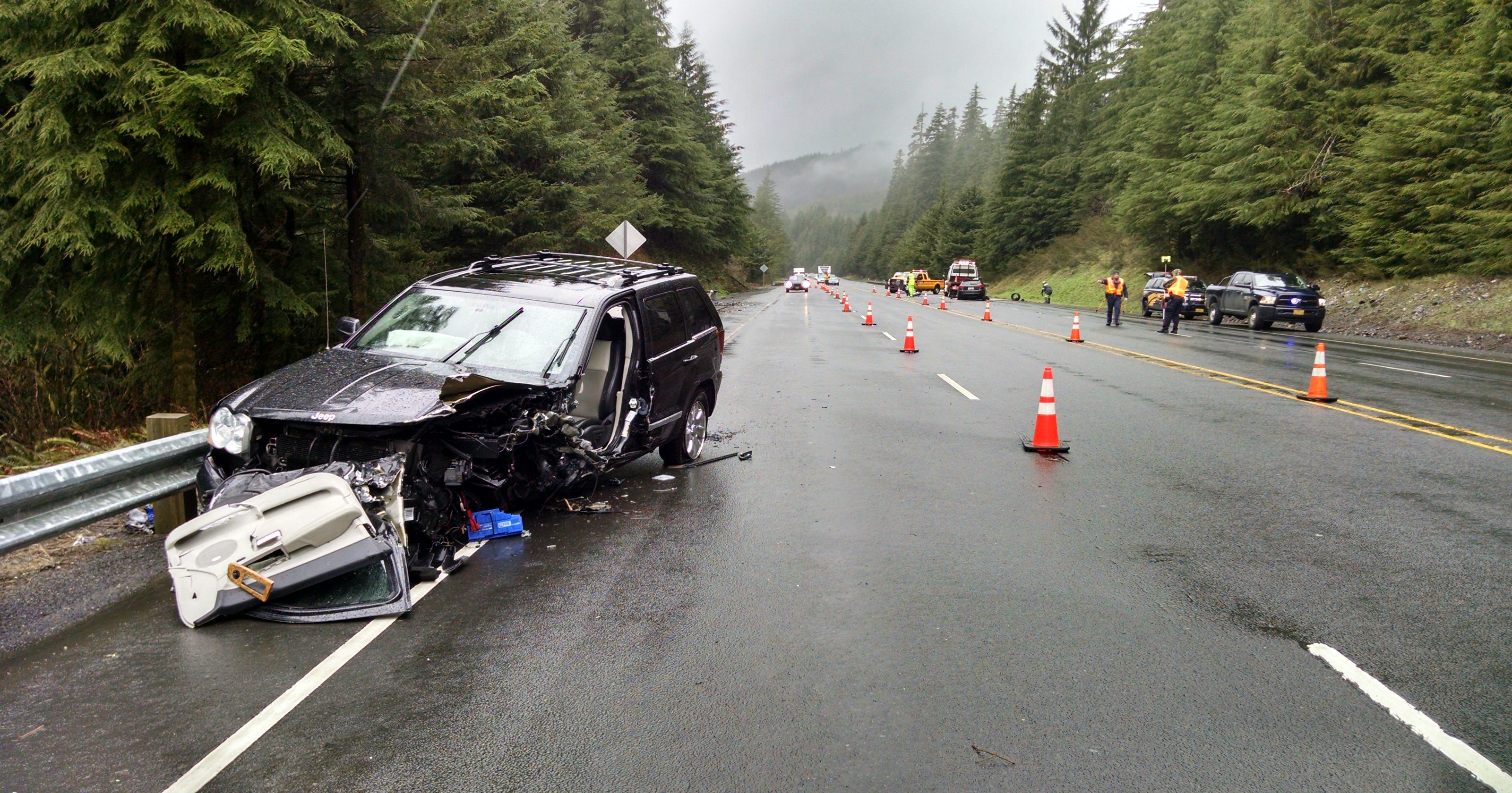 One dead in fatal crash near Oregon coast on Highway 26