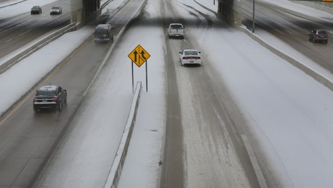 Merry Christmas More Snow Squalls On Tap For Metro Detroit Today