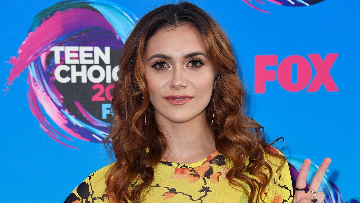 Alyson Stoner Opens Up About Sexuality I Fell In Love With