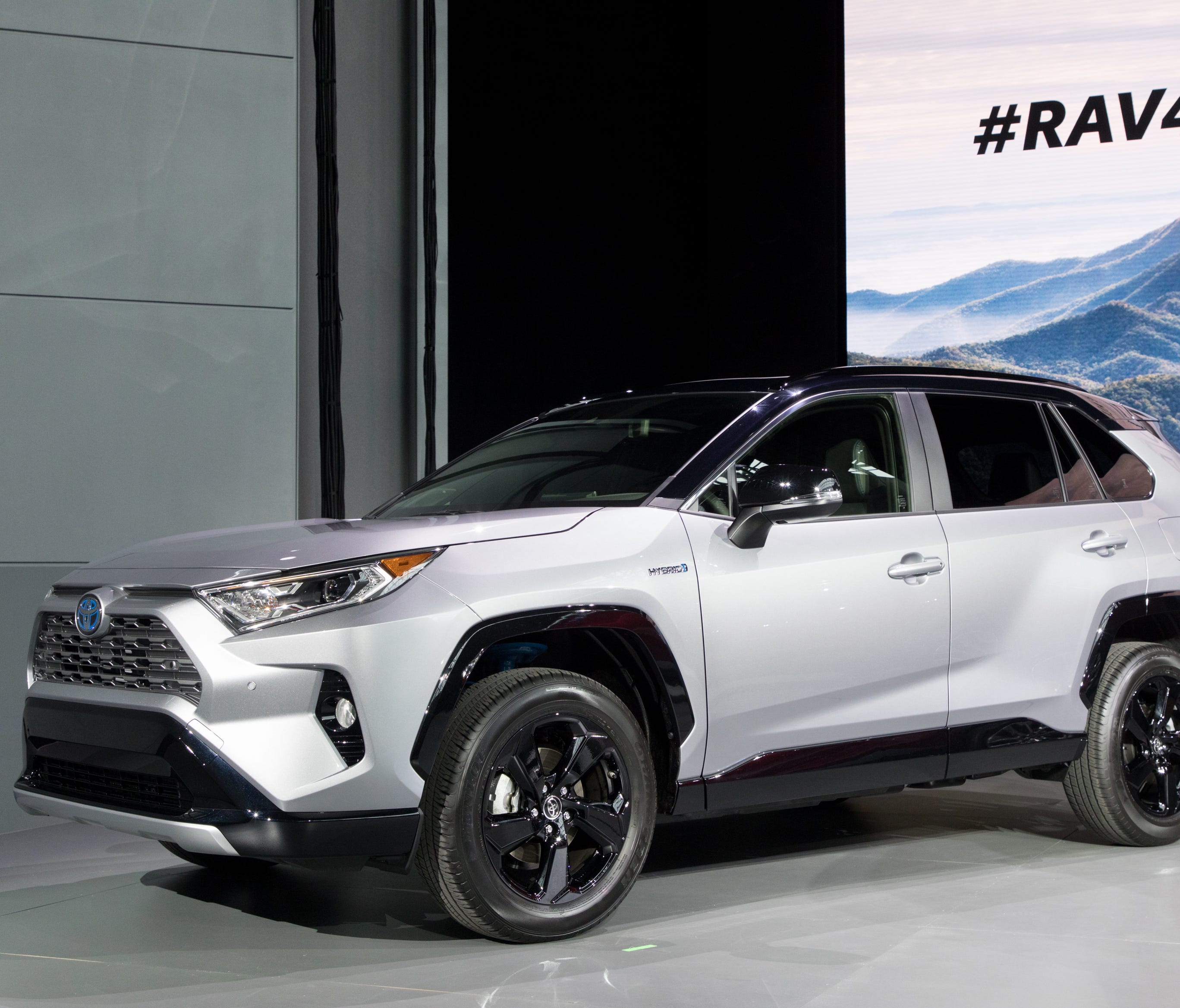 The hybrid version of Toyota's next RAV4 sports a black roof