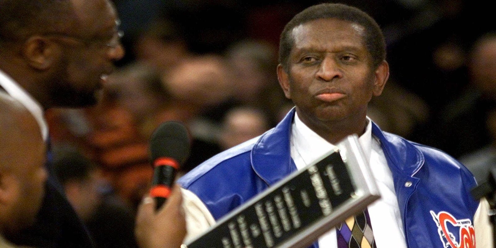 ExPiston, first black NBA player Earl Lloyd dies at 86