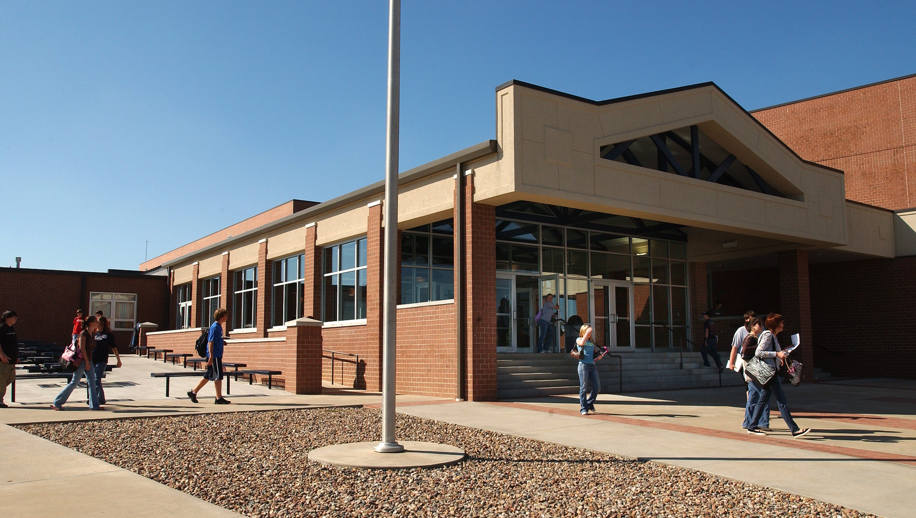 Bolivar district on hot seat for hiring evangelist for school assembly